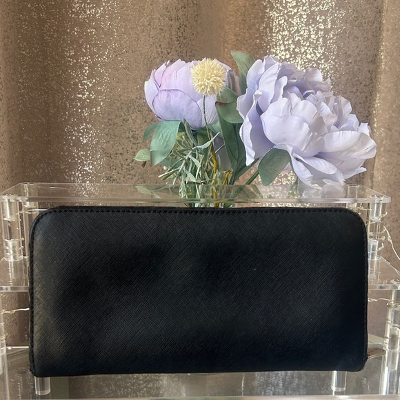 Michael Kors Black Wallet - Picture 2 of 7